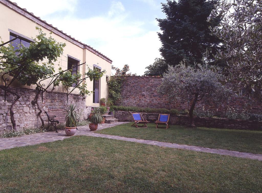 Antica Casa le Rondini Bed & Breakfast Борго а Буджано Екстериор снимка