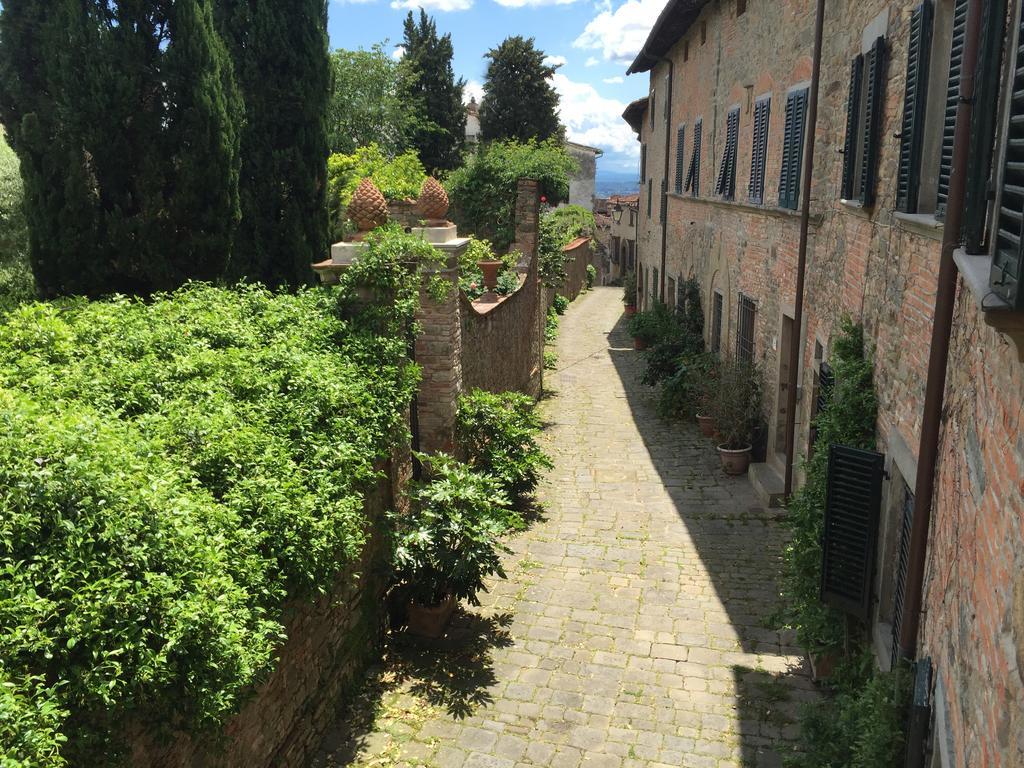 Antica Casa le Rondini Bed & Breakfast Борго а Буджано Екстериор снимка