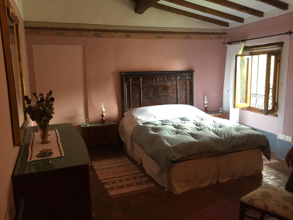 Antica Casa le Rondini Bed & Breakfast Борго а Буджано Екстериор снимка