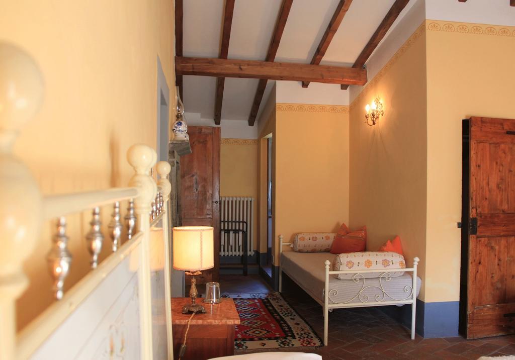Antica Casa le Rondini Bed & Breakfast Борго а Буджано Екстериор снимка