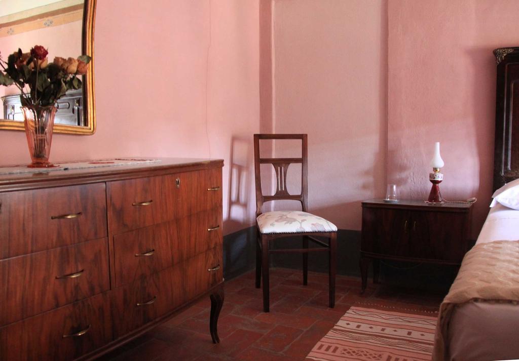 Antica Casa le Rondini Bed & Breakfast Борго а Буджано Екстериор снимка