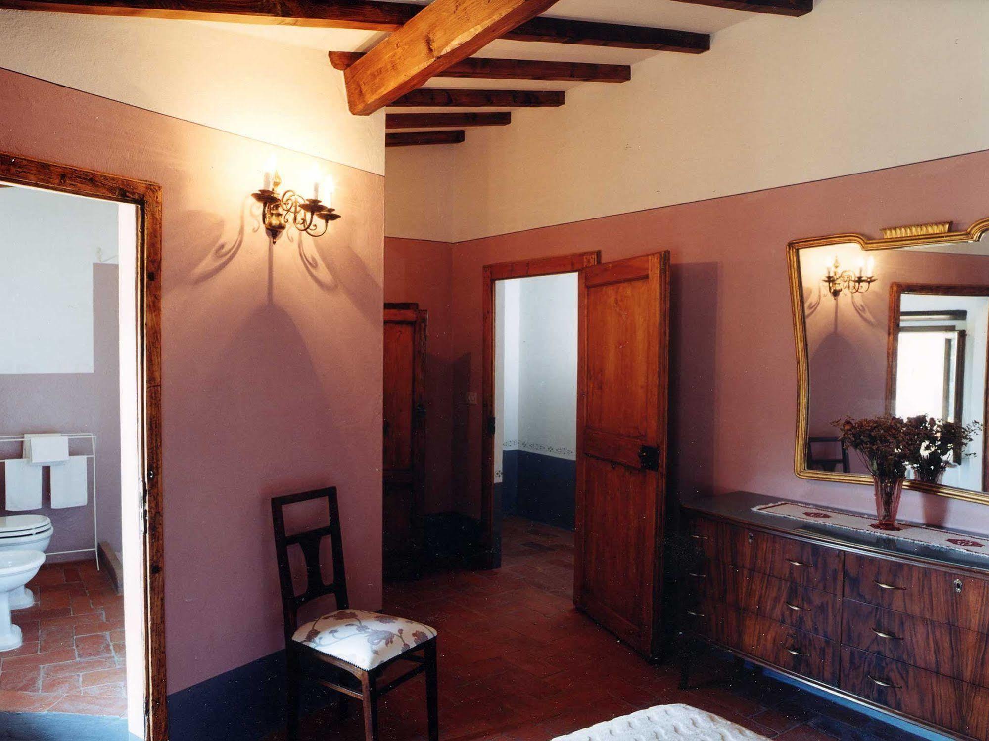 Antica Casa le Rondini Bed & Breakfast Борго а Буджано Екстериор снимка